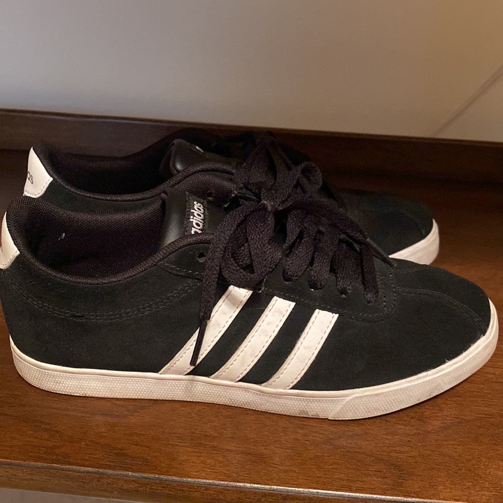 Women adidas courtset sneakers